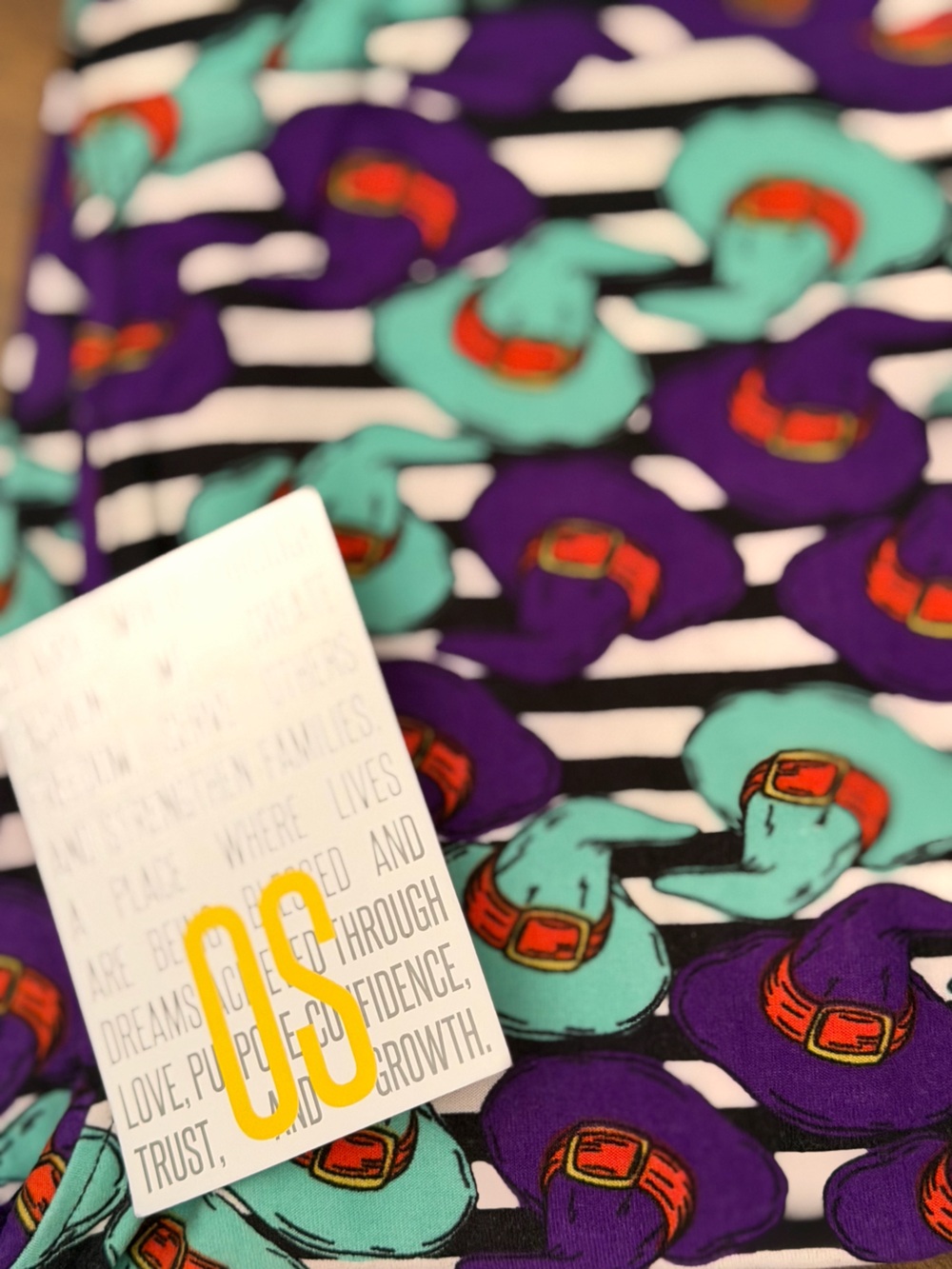 Women's Halloween Leggings - Purple & Teal Witch Hat Print